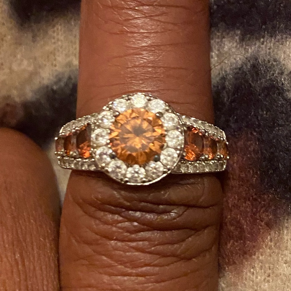 Suzy Levian ring